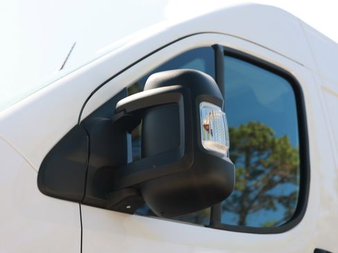Used 2025 RAM ProMaster 2500 w/ Convenience Group FWD image 37