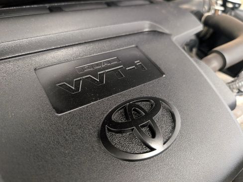 Used 2015 Toyota Camry LE image 37