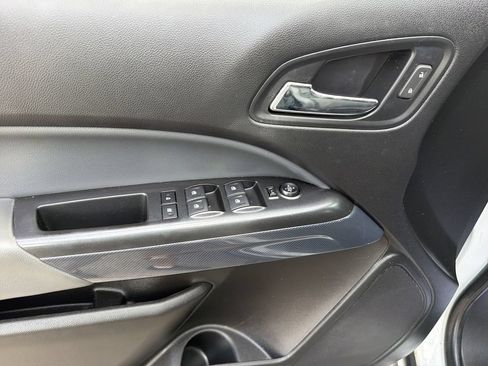 Used 2018 Chevrolet Colorado Z71 AWD/4WD image 15