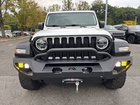 Used 2022 Jeep Wrangler Unlimited Willys image 2