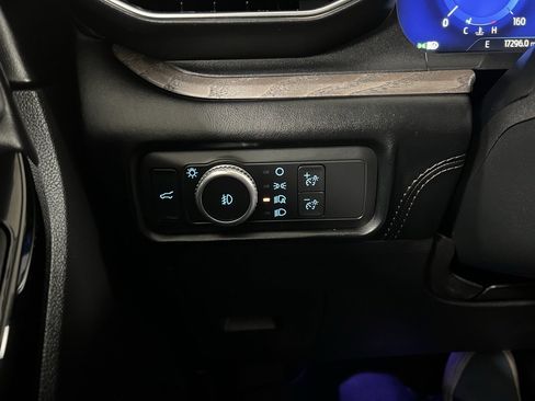 Used 2022 Ford Explorer Platinum w/ Equipment Group 601A image 37