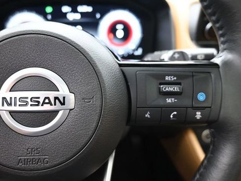 Used 2021 Nissan Rogue Platinum image 30