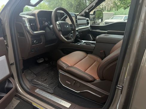 Used 2026 Ford F450 King Ranch w/ Chrome Package AWD/4WD image 17