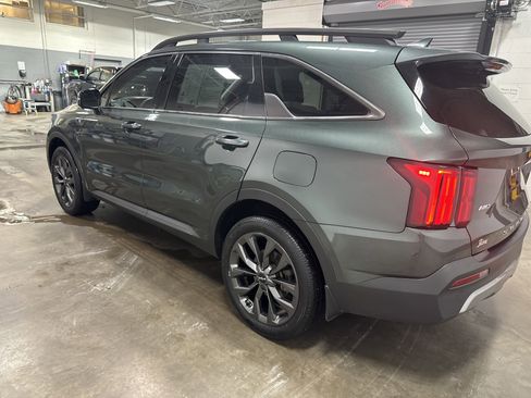Used 2022 Kia Sorento SX Prestige image 5