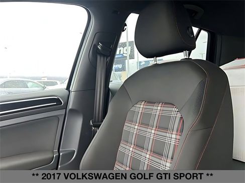 Used 2017 Volkswagen GTI Sport image 29