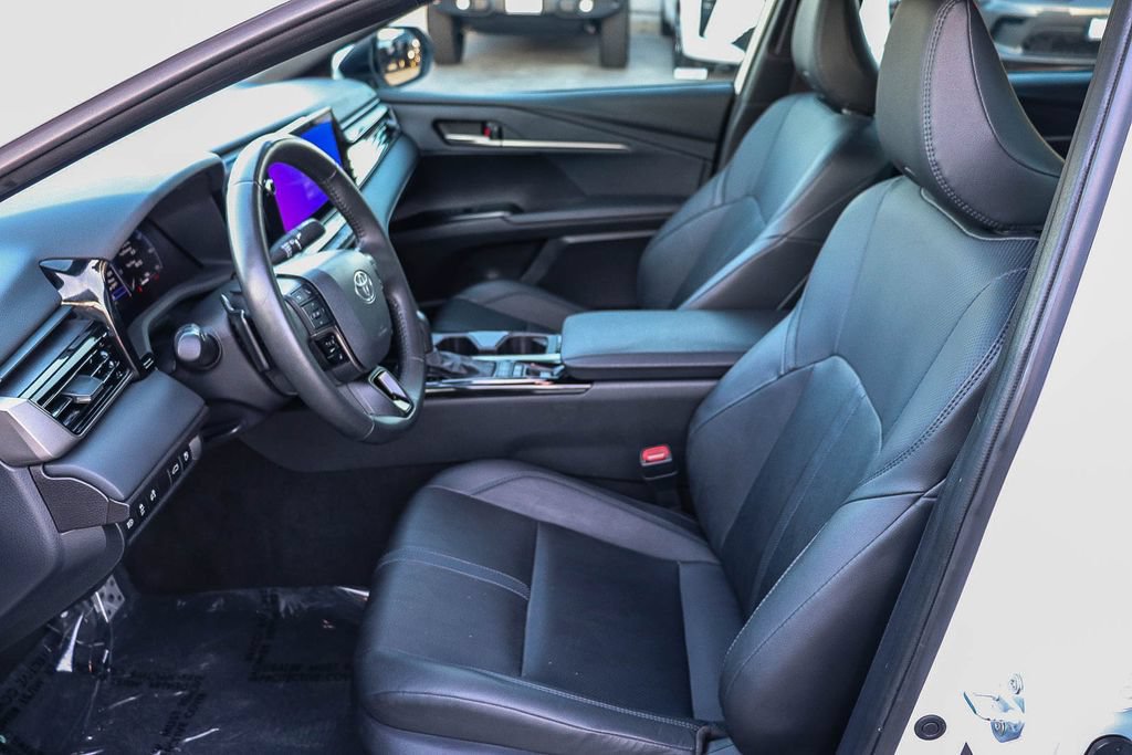 Used 2025 Toyota Camry XSE FWD image 20