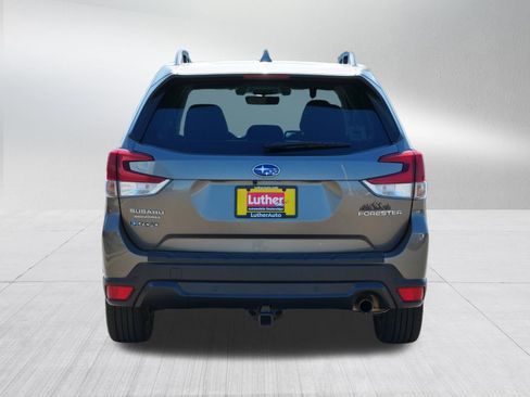 Used 2020 Subaru Forester Limited w/ Popular Package #3 AWD/4WD image 6