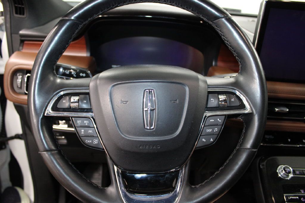 Used 2022 Lincoln Nautilus Reserve w/ Equipment Group 201A FWD image 35