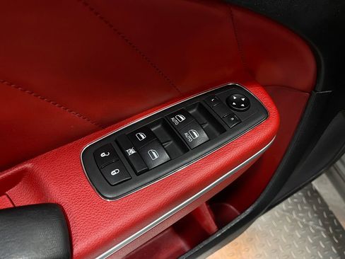 Used 2019 Dodge Charger Scat Pack w/ Technology Group image 16