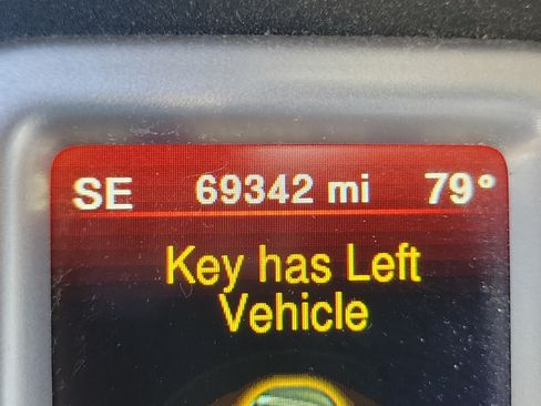 Used 2017 Dodge Journey GT w/ Driver Convenience Group FWD image 27
