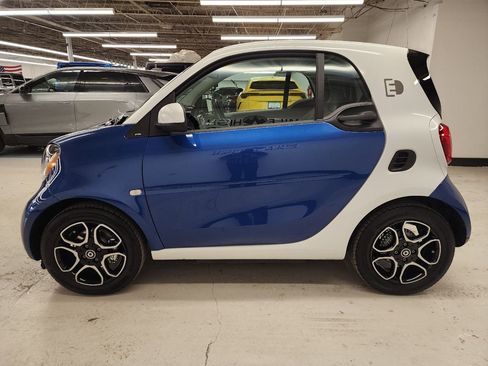 Used 2018 smart fortwo electric drive image 5