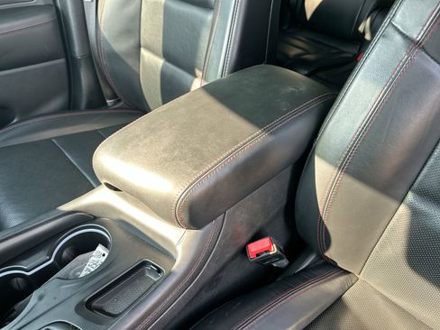 Used 2024 Dodge Durango GT image 21