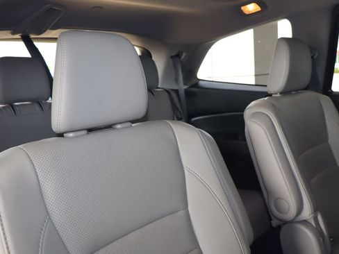 Used 2022 Honda Pilot Elite image 49