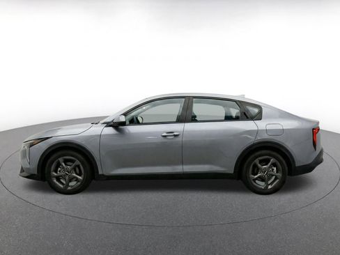 Used 2025 Kia K4 FWD image 4