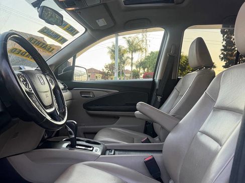 Used 2019 Honda Ridgeline RTL-T image 13