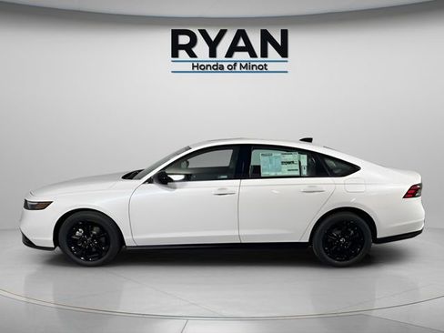 New 2025 Honda Accord SE image 10
