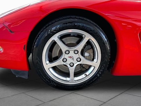 Used 2001 Chevrolet Corvette Coupe w/ Preferred Equipment Group2 RWD image 10