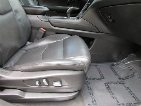 Used 2019 Cadillac XT5 Premium Luxury image 30