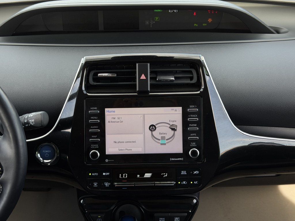 Used 2022 Toyota Prius FWD image 17
