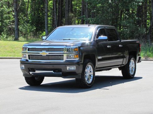 Used 2014 Chevrolet Silverado 1500 High Country image 9