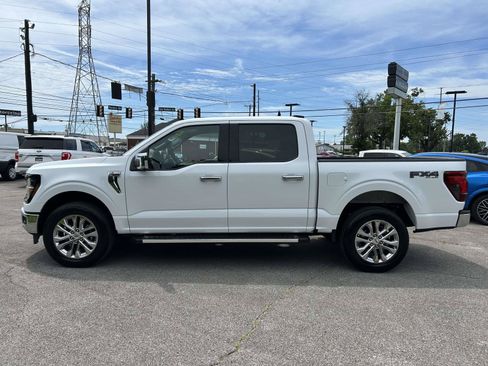 Used 2025 Ford F150 XLT w/ Equipment Group 302A MID AWD/4WD image 8