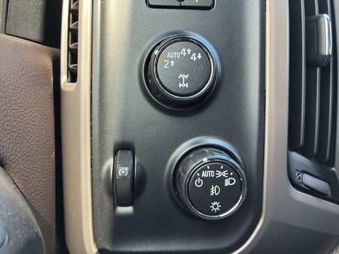 Used 2018 GMC Sierra 1500 Denali w/ Denali Ultimate Package AWD/4WD image 28