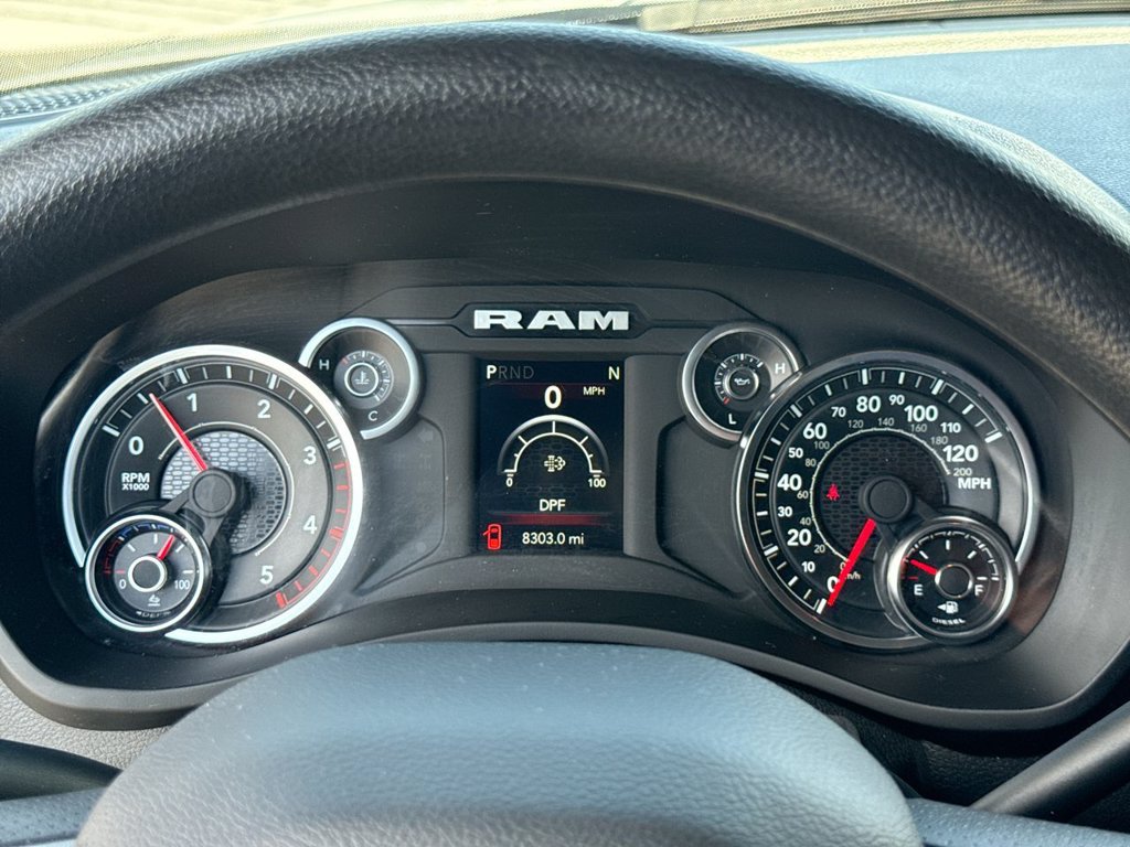Used 2024 RAM 2500 Tradesman w/ Chrome Appearance Group AWD/4WD image 24