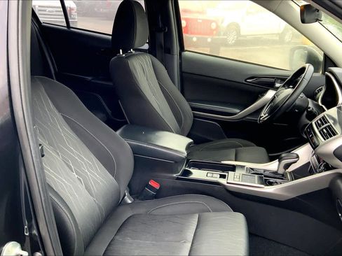 Used 2020 Mitsubishi Eclipse Cross SE image 8