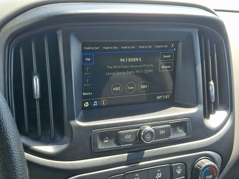 Used 2019 Chevrolet Colorado W/T image 17