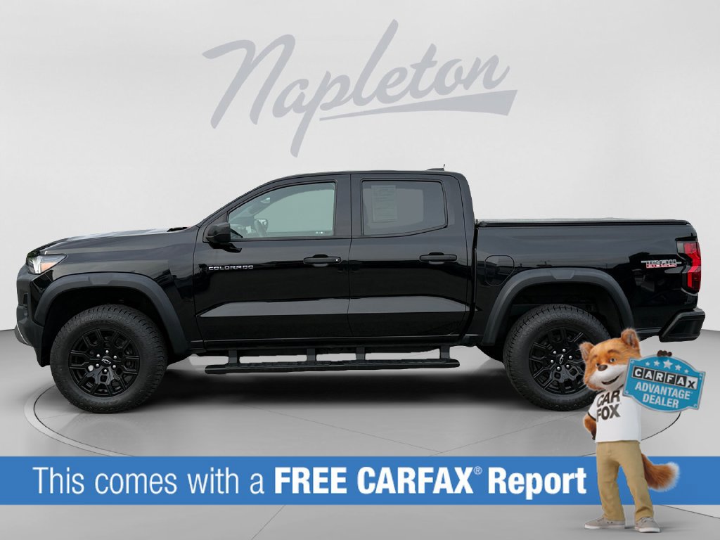 Used 2023 Chevrolet Colorado Trail Boss AWD/4WD image 2