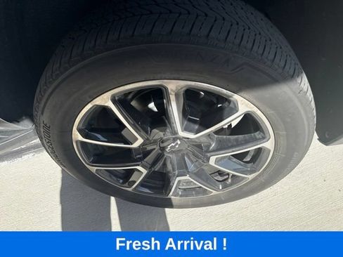 Used 2023 Chevrolet Tahoe RST w/ Luxury Package RWD image 21