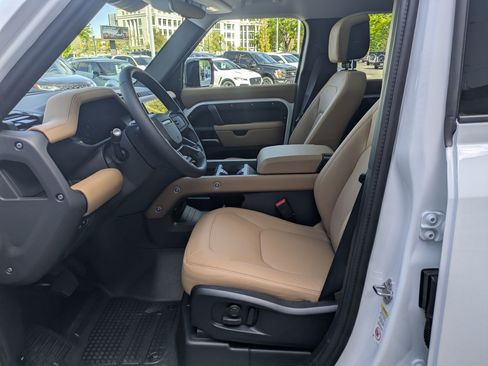 New 2026 Land Rover Defender 110 X-Dynamic SE AWD/4WD image 25