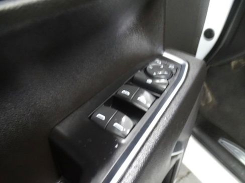 Certified 2022 GMC Sierra 1500 Elevation image 9