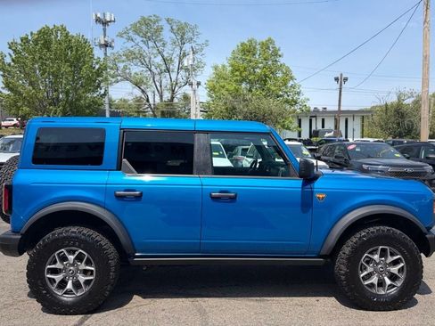 Certified 2025 Ford Bronco Badlands AWD/4WD image 11