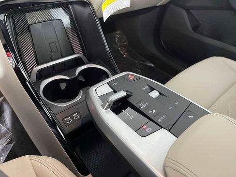 Used 2024 BMW X1 xDrive28i w/ Convenience Package image 17