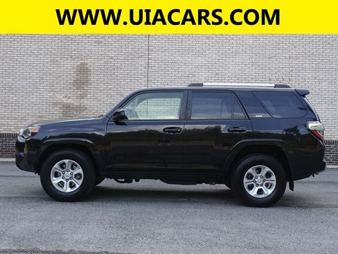 Used 2024 Toyota 4Runner SR5 RWD image 6