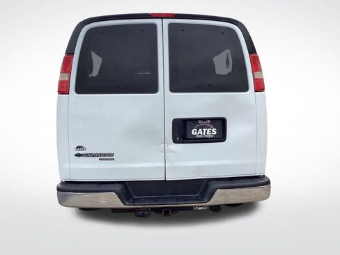 Used 2016 Chevrolet Express 3500 LT w/ LT Preferred Equipment Group image 8