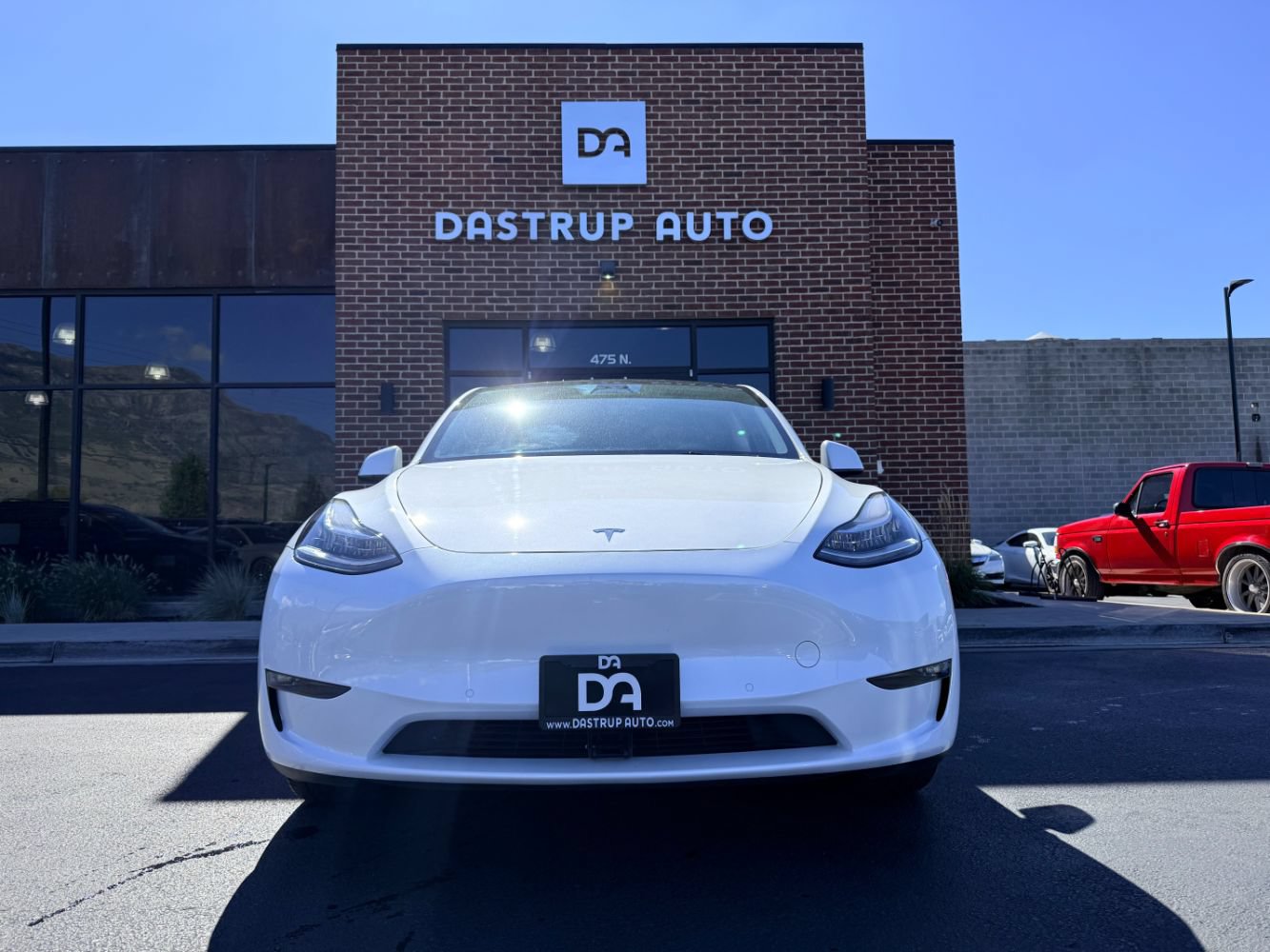 Used 2022 Tesla Model Y Long Range AWD/4WD image 2