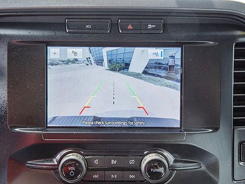 Used 2023 Ford F150 XLT image 12