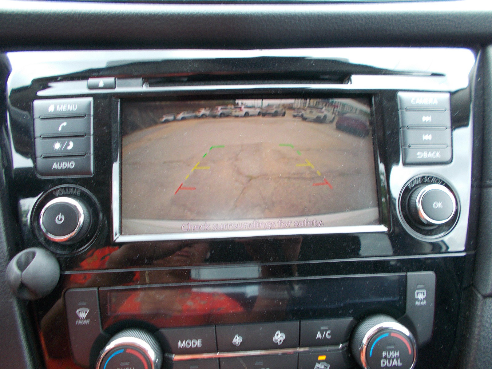 Used 2020 Nissan Rogue SV AWD/4WD image 17