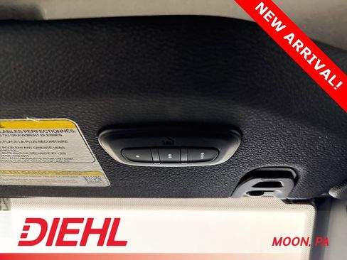 Used 2024 Jeep Wrangler Sport S image 32