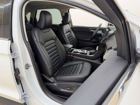 Used 2024 Ford Edge SEL w/ Convenience Package AWD/4WD image 11