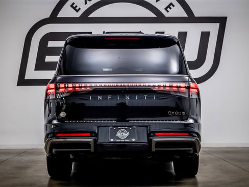 Used 2025 INFINITI QX80 Autograph w/ Autograph Exterior Package image 10