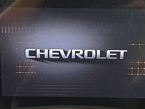 Used 2025 Chevrolet Trax RS w/ Sunroof Package FWD image 24