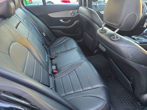 Used 2015 Mercedes-Benz C 300 4MATIC Sedan image 13