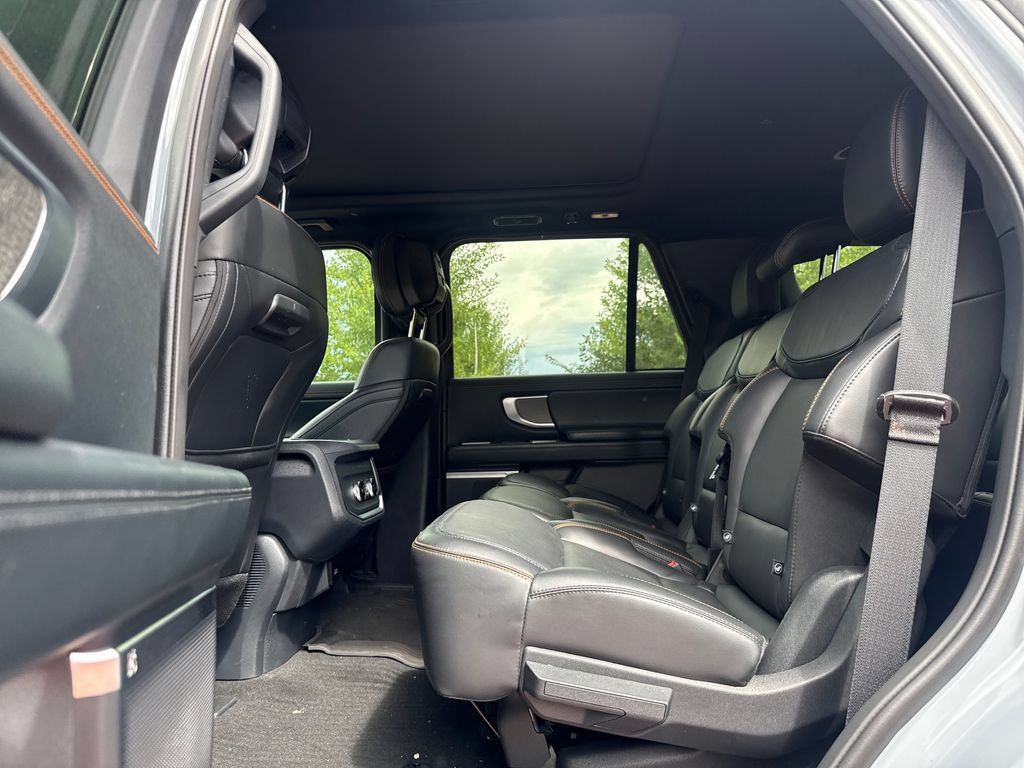 Used 2026 Ford Expedition Tremor AWD/4WD image 21