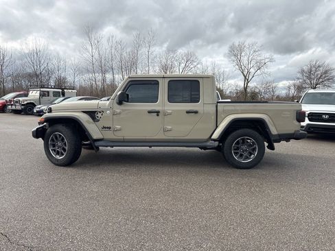 Used 2020 Jeep Gladiator Overland image 8