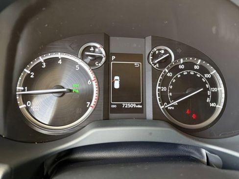 Certified 2022 Lexus GX 460 Premium AWD/4WD image 18