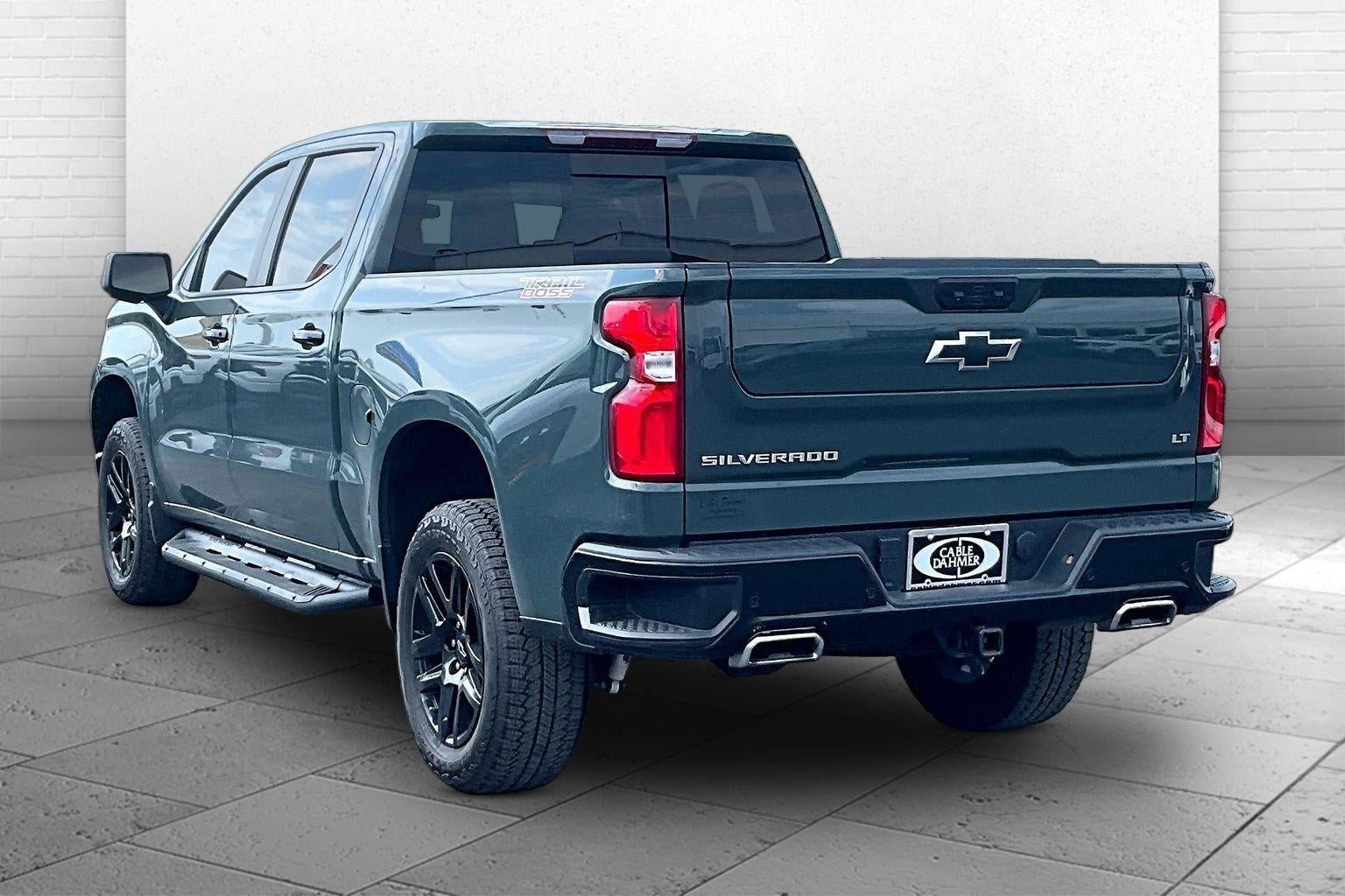 Used 2025 Chevrolet Silverado 1500 LT Trail Boss w/ LT Trail Boss Premium Package AWD/4WD image 11