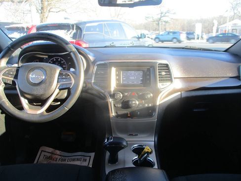 Used 2014 Jeep Grand Cherokee Laredo image 8